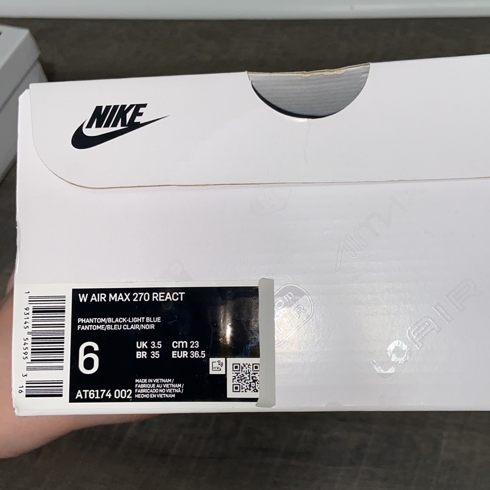 Air max 270 react - Picture 6 of 6